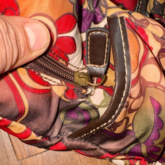 Treviso Vibrant Floral Shoulder Bag - Picture 4 of 16